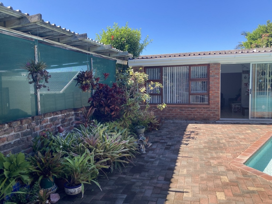 4 Bedroom Property for Sale in Saxilby Eastern Cape